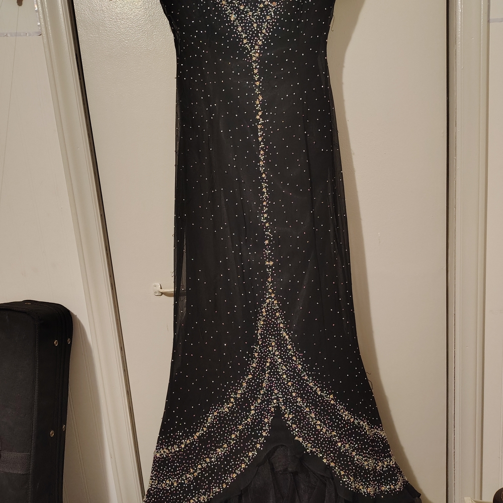 Elegant Black Evening Dress